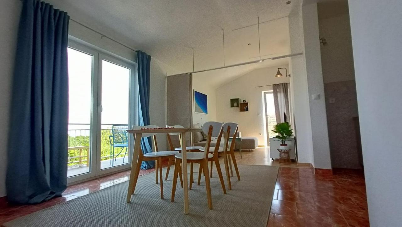 Villa Porto Rogač エクステリア 写真